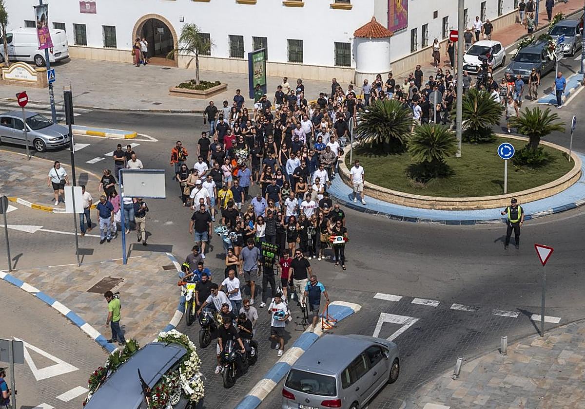 El último adiós de San Javier al piloto Borja Gómez, en imágenes