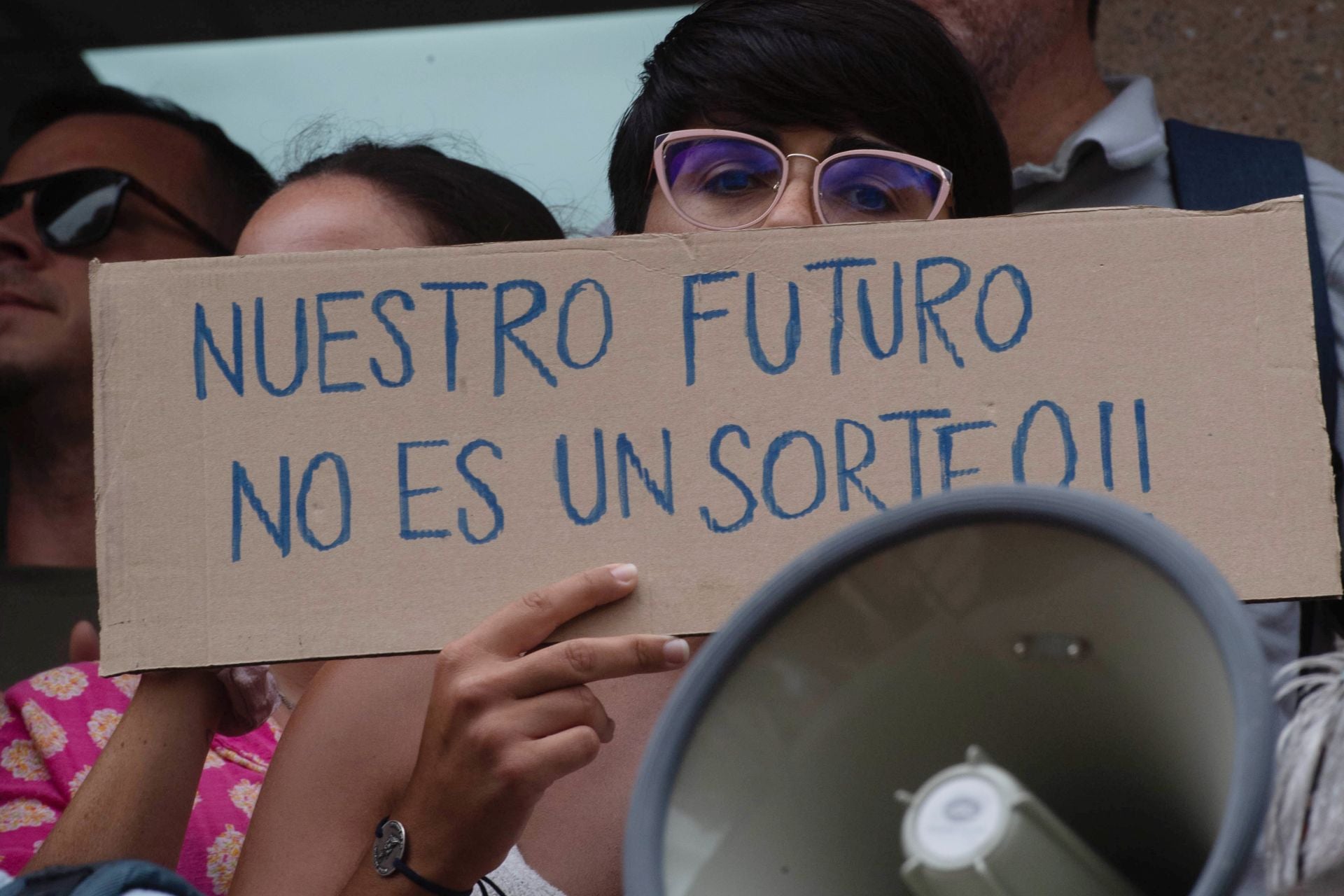 La protesta por las oposiciones para profesor de secundaria en la Región de Murcia, en imágenes