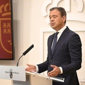 El portavoz del Gobierno regional, Marcos Ortuño, este jueves tras el Consejo de Gobierno.