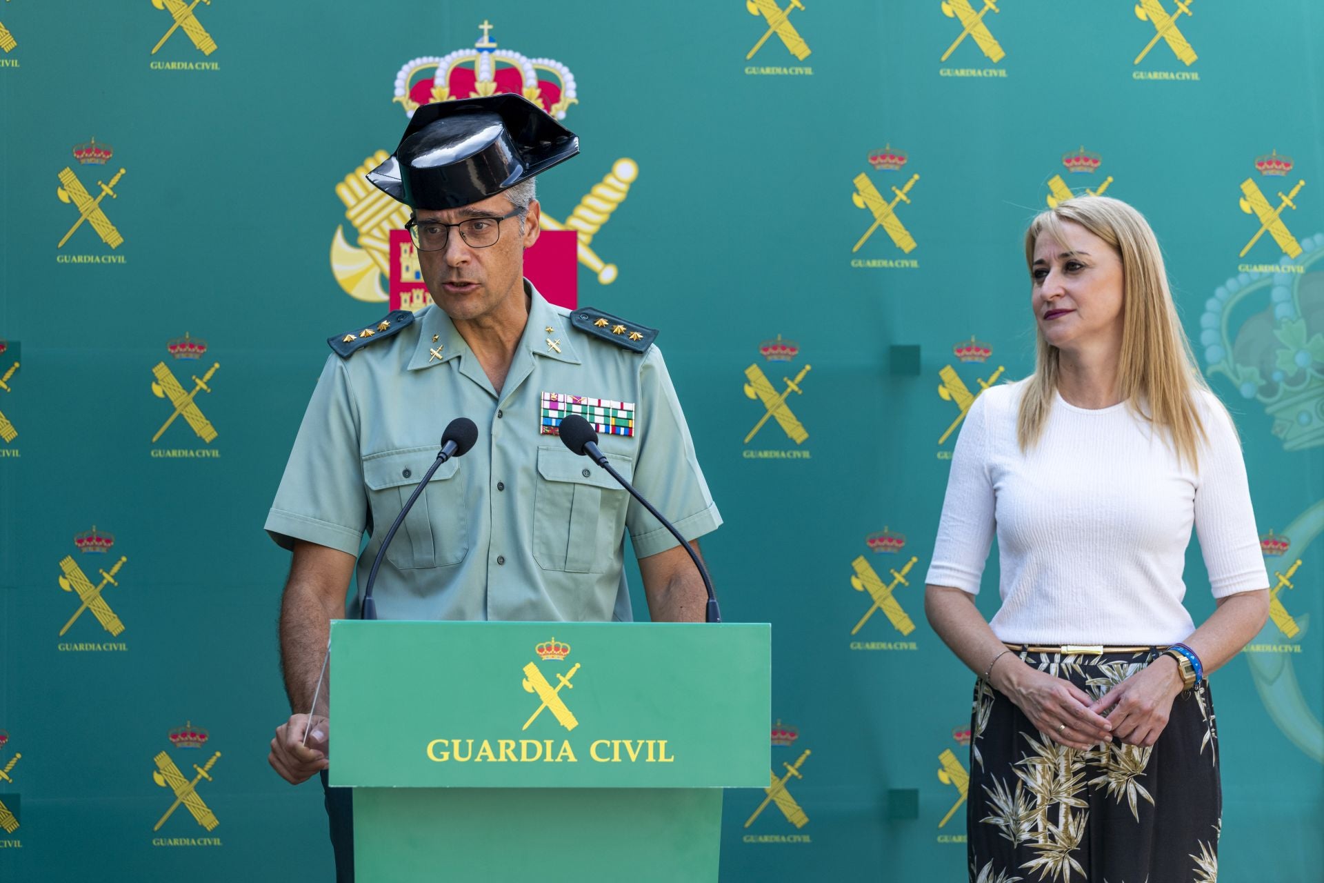 La presentación como guardia civil del camerunés Jean Paul, en imágenes