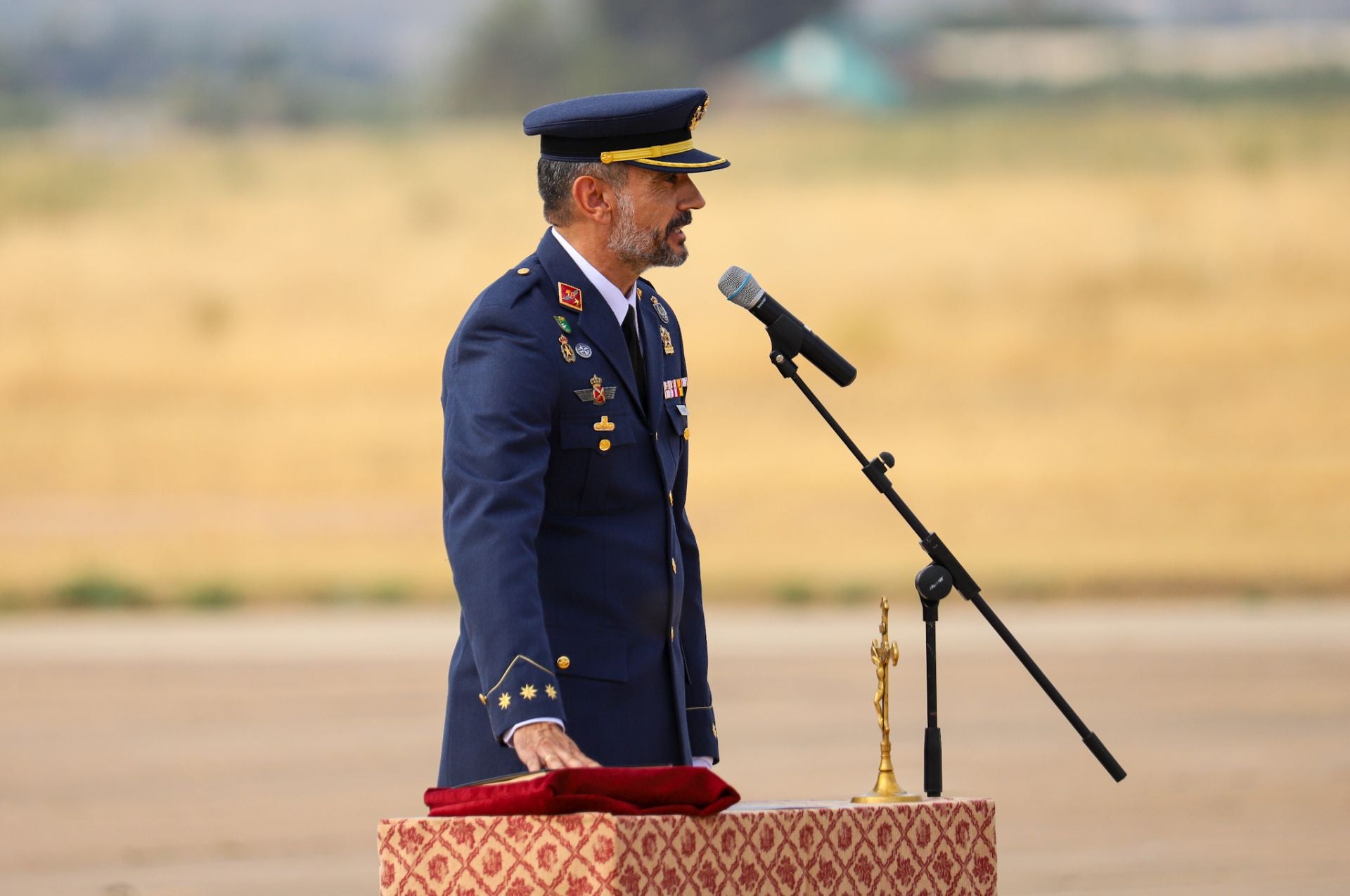 La toma de posesión del coronel José Ignacio Sánchez-Heredero García como nuevo jefe de la Base Aérea de Alcantarilla, en imágenes