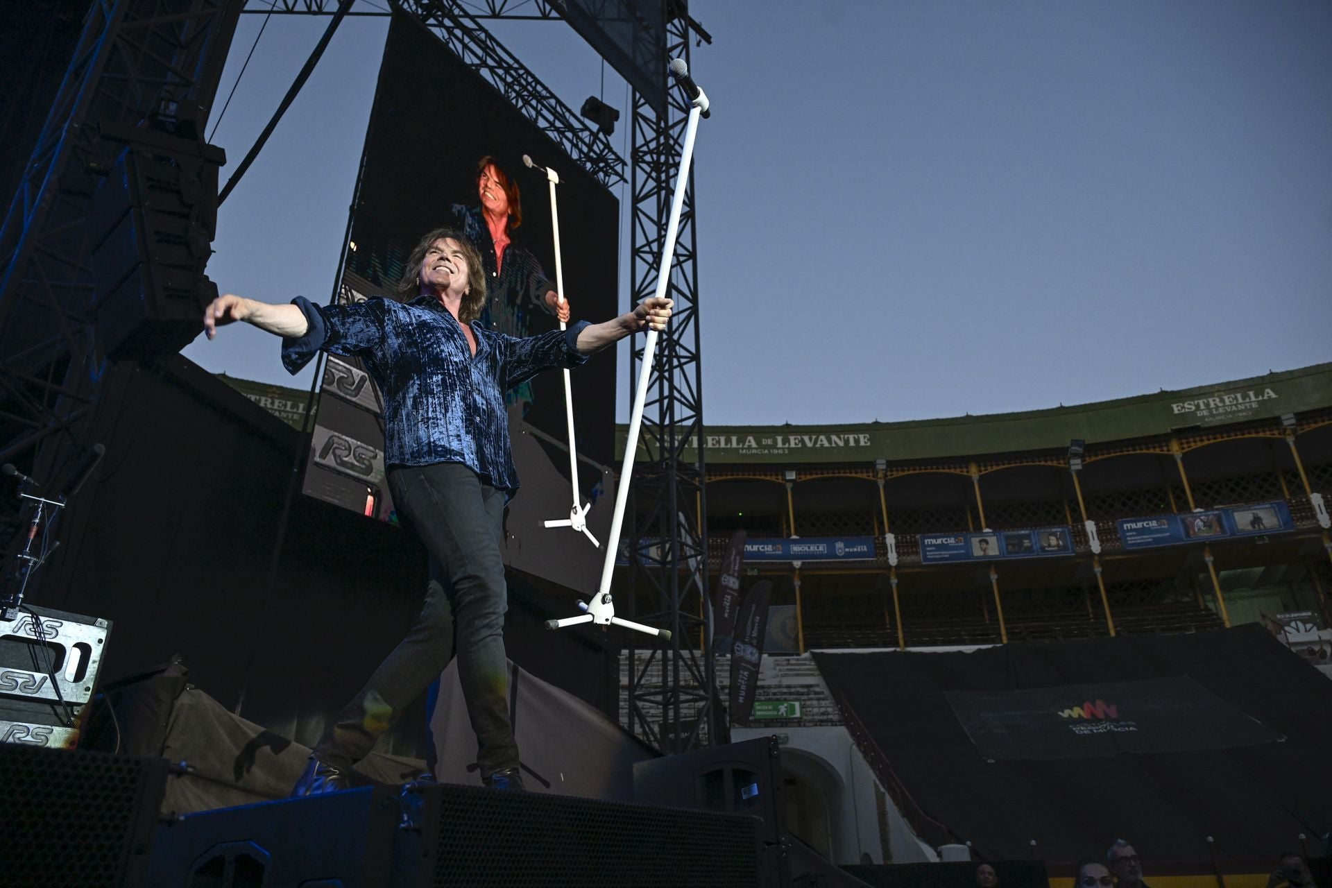 Concierto de Europe en la plaza de toros de Murcia, en imágenes