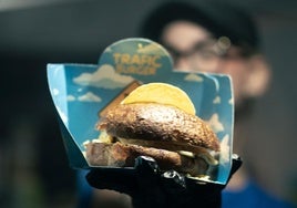 The Burger Week aterriza en una playa de la Región de Murcia con su campeonato de hamburguesas.