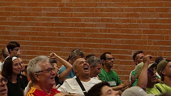 Las imágenes de cómo se vivió la final de Wimbledon en El Palmar