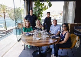 Caridad Rosique, el chef Justo Fernández, Aure Bonmatí, Francisco José Franco y Montse Díaz.