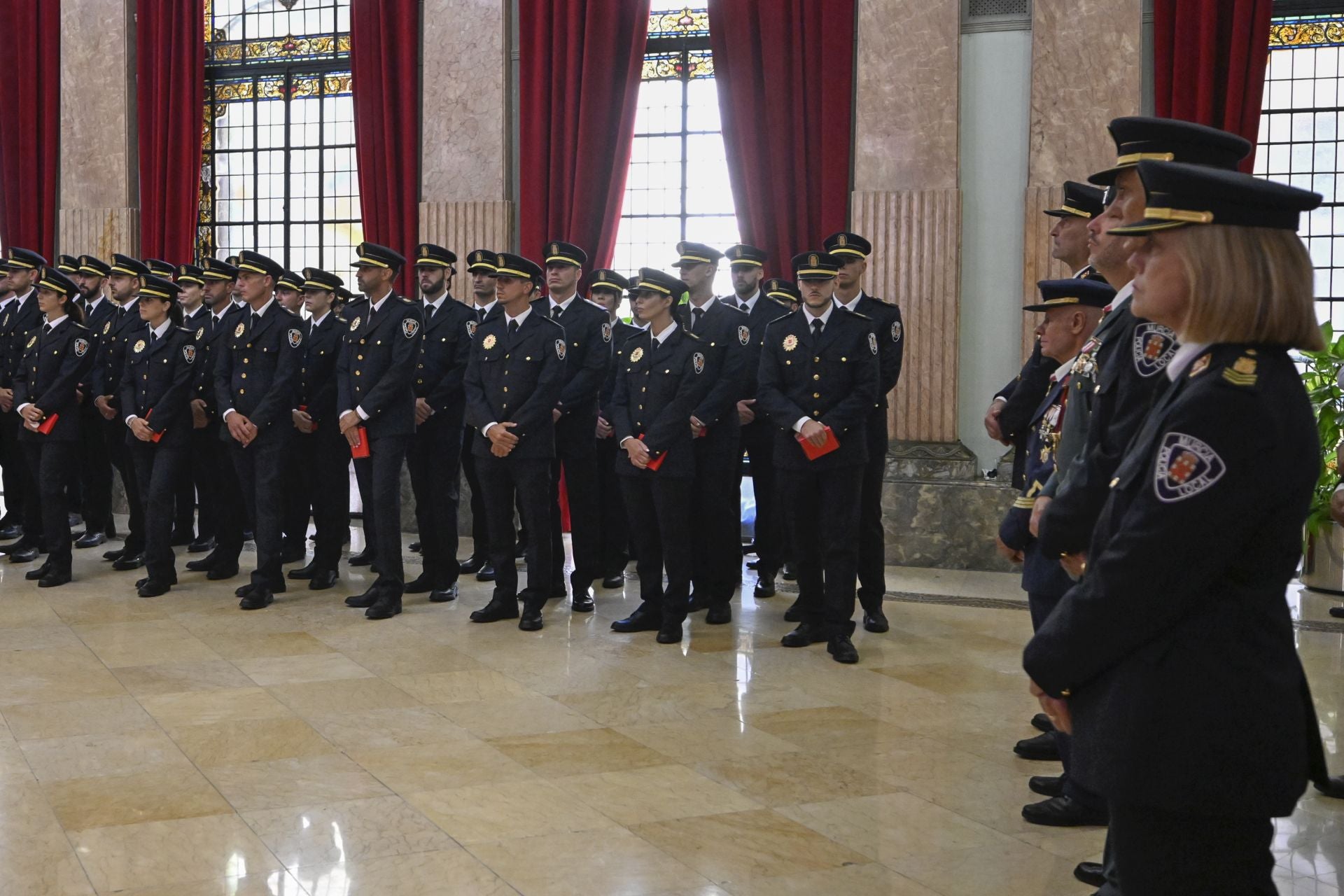 La jura de los nuevos agentes de la Policía Local, en imágenes