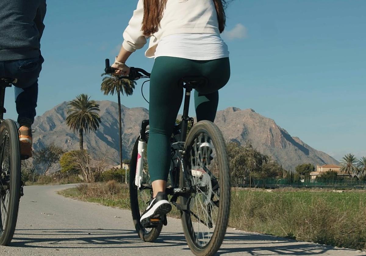 Una de las imágenes promocionales de Convega de las rutas cicloturistas de la Vega Baja.