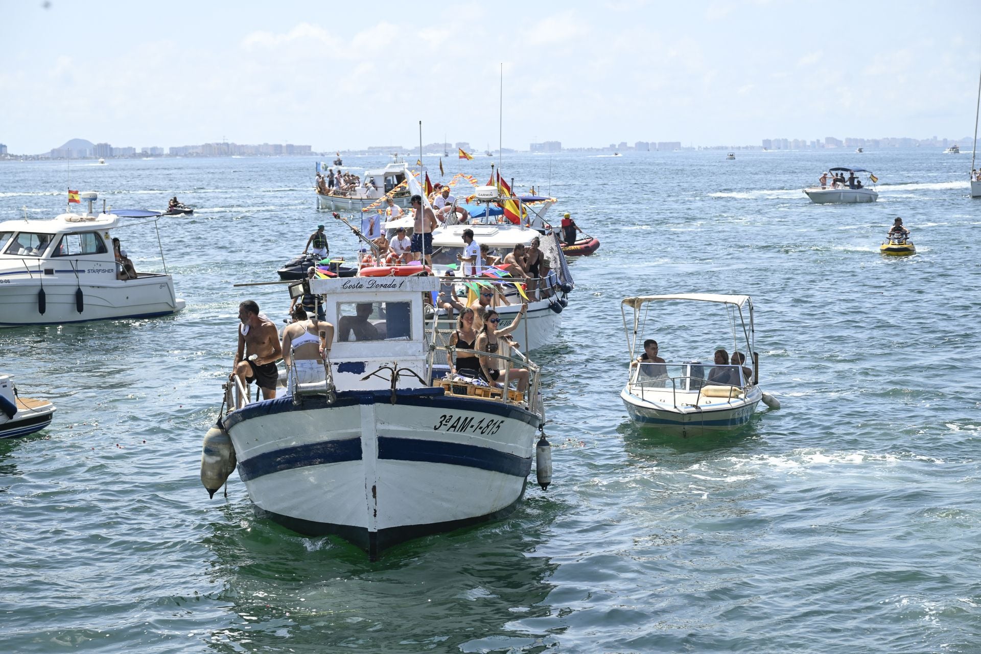 La procesión de la Virgen del Carmen en San Pedro del Pinatar, en imágenes