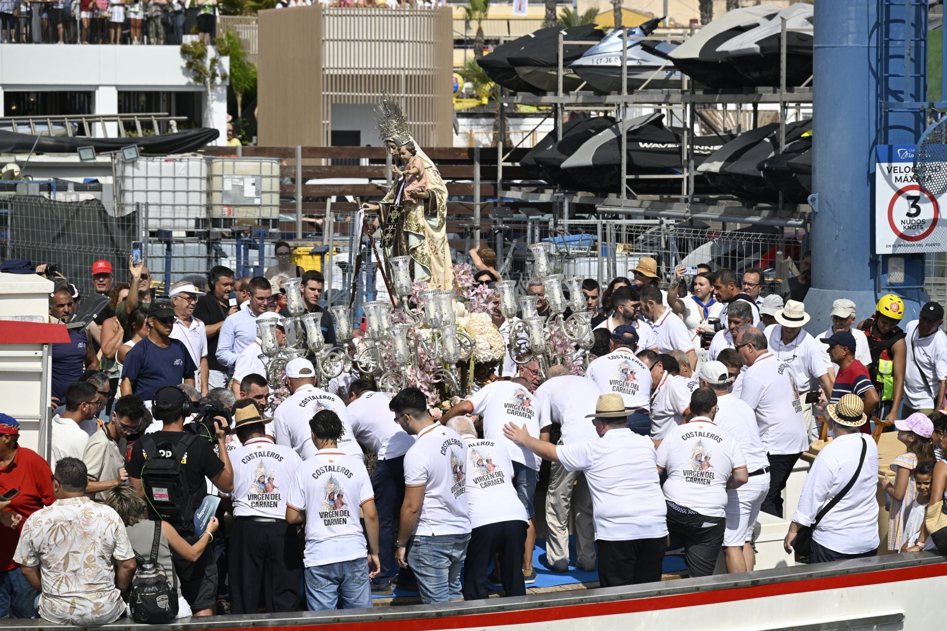 La procesión de la Virgen del Carmen en San Pedro del Pinatar, en imágenes