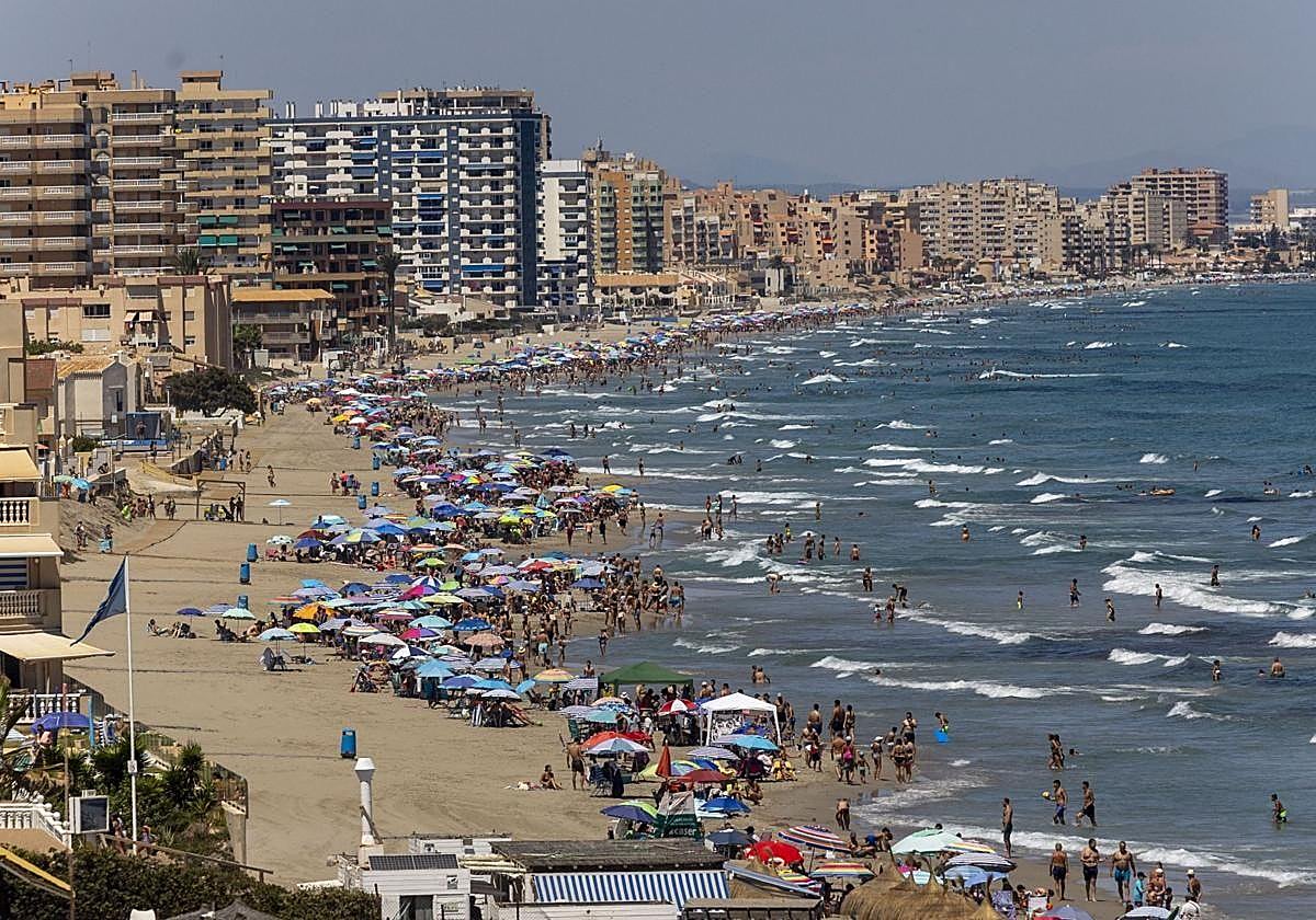 Hoteles en La Manga en una imagen de archivo.
