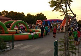 Los pequeños disfrutarán de un día de hinchables y un circuito de ciclocars.