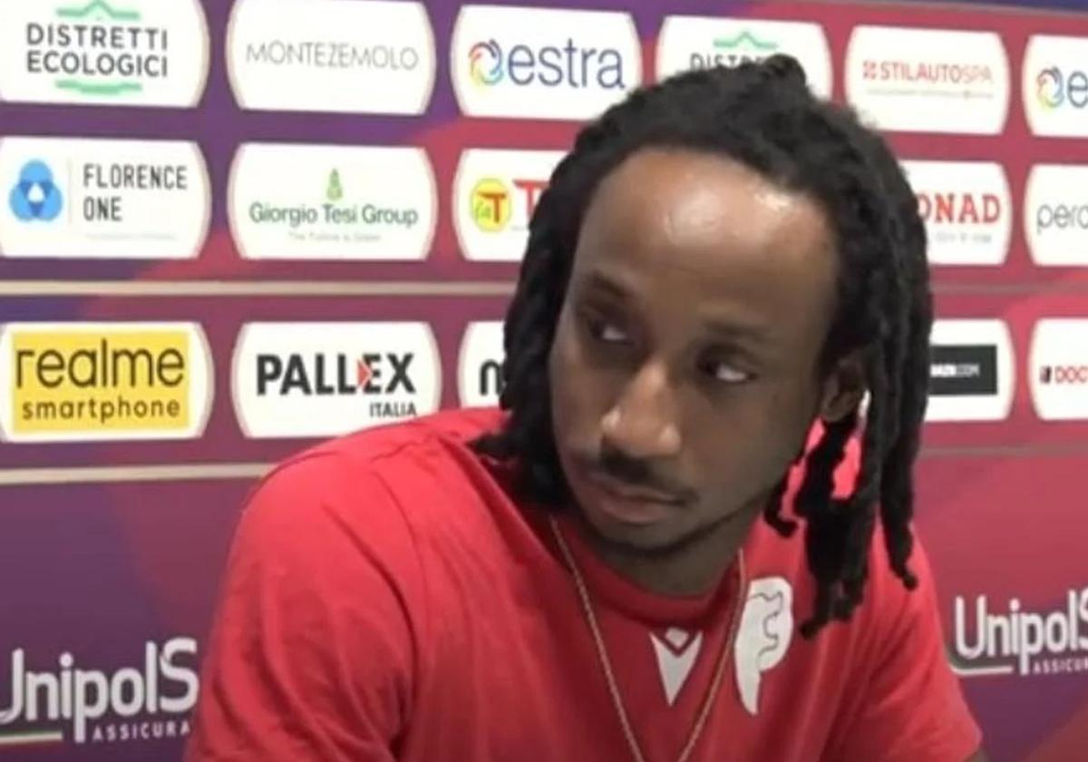 Michael Forrest, en una rueda de prensa.