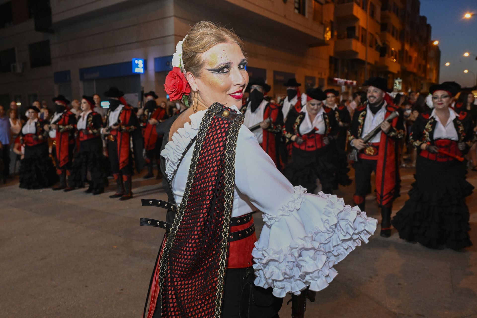 Desfile de la Entrada Cristiana en Orihuela, en imágenes