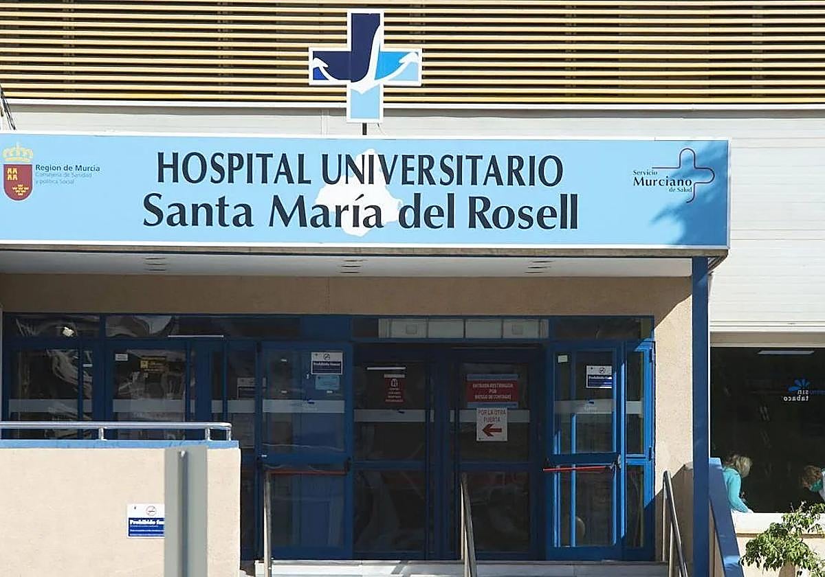 Entrada al hospital del Rosell, en una foto de archivo.