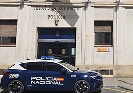 Vehículo de la Policía Nacional.