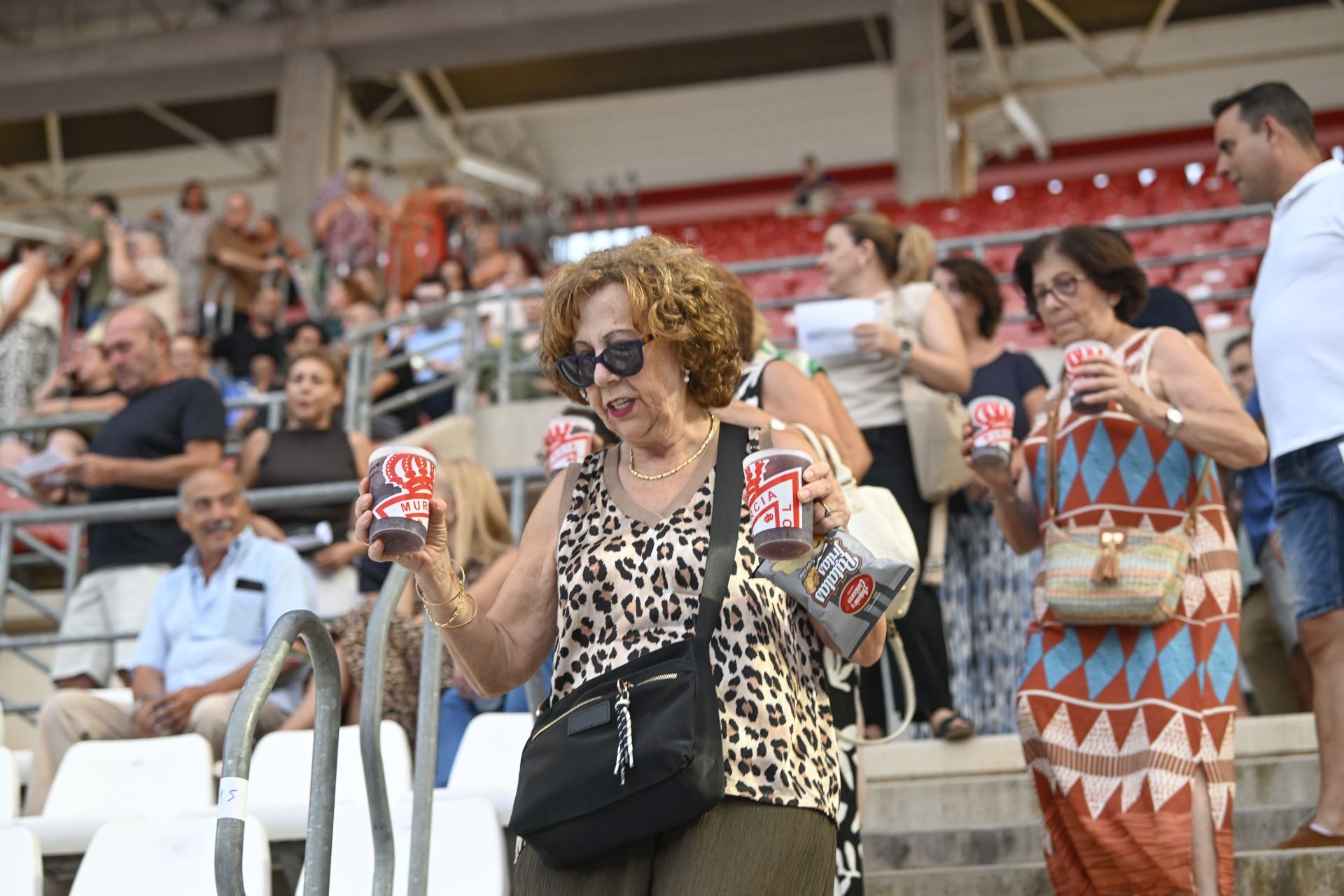 Las imágenes de los asistentes al concierto de Il Divo, suspendido por enfermedad