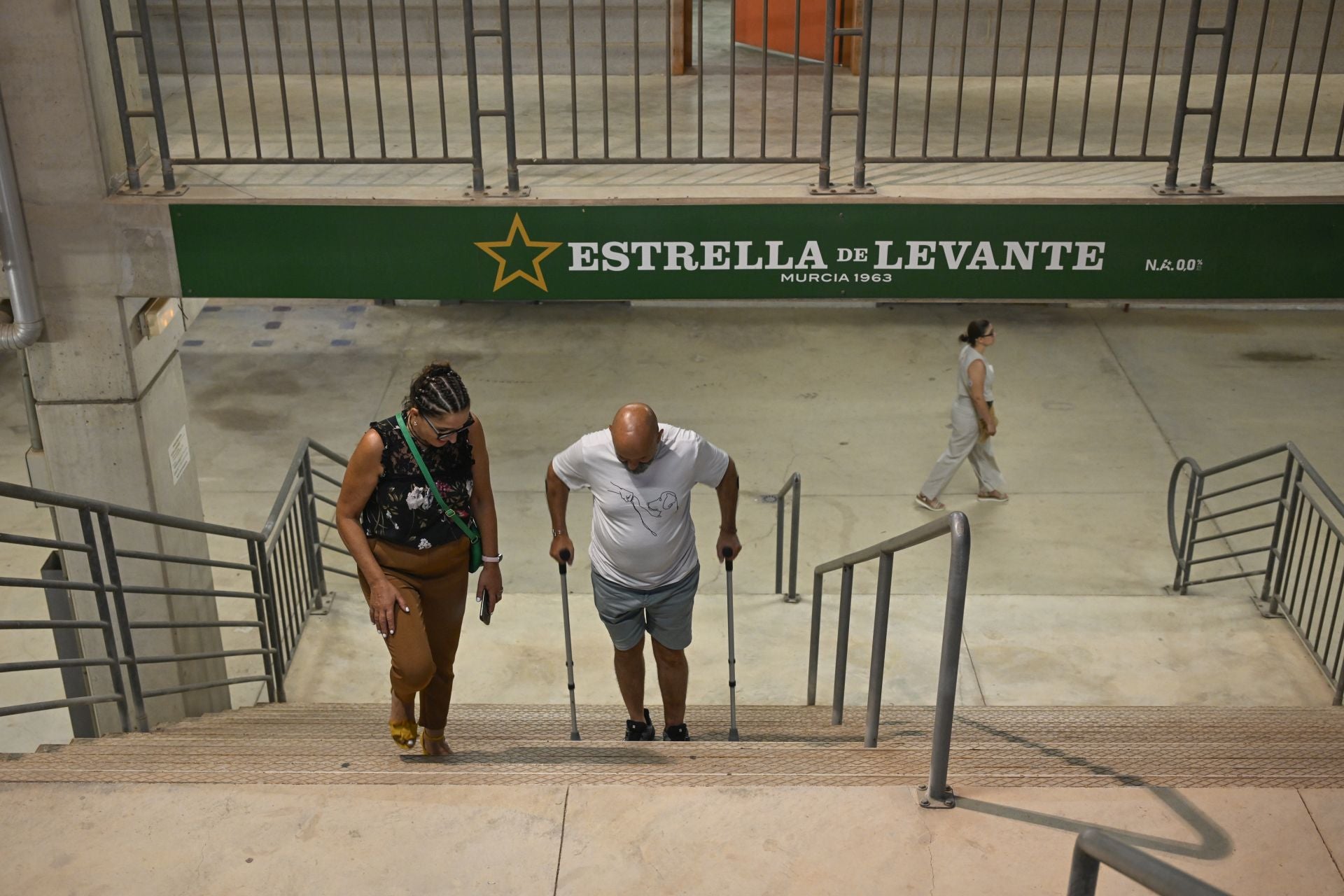 Las imágenes de los asistentes al concierto de Il Divo, suspendido por enfermedad