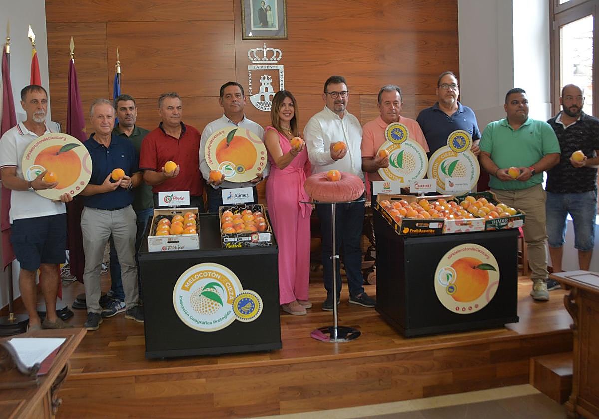 Presentación del inicio de la campaña de recolección.