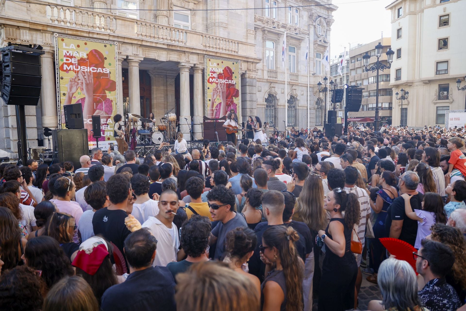 Las imágenes de los conciertos de Guitarricadelafuente, Maestro Espada y Ortiga en La Mar de Músicas