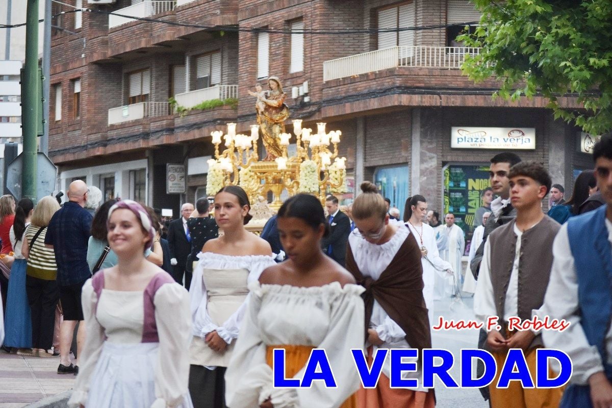 Imágenes del traslado de la Virgen de las Maravillas para abrir el Año Jubilar en Cehegín