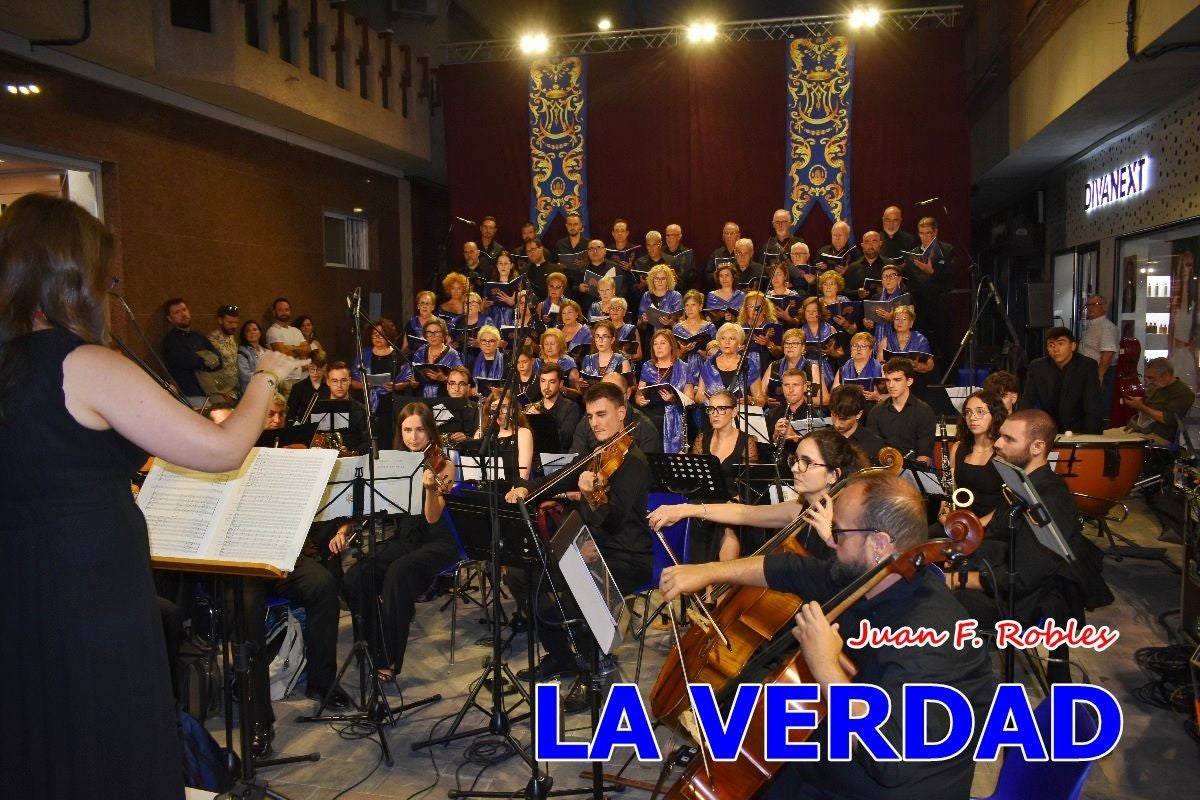 Imágenes de la Misa Solemne de la Apertura del Año Jubilar de la Virgen de las Maravillas en Cehegín