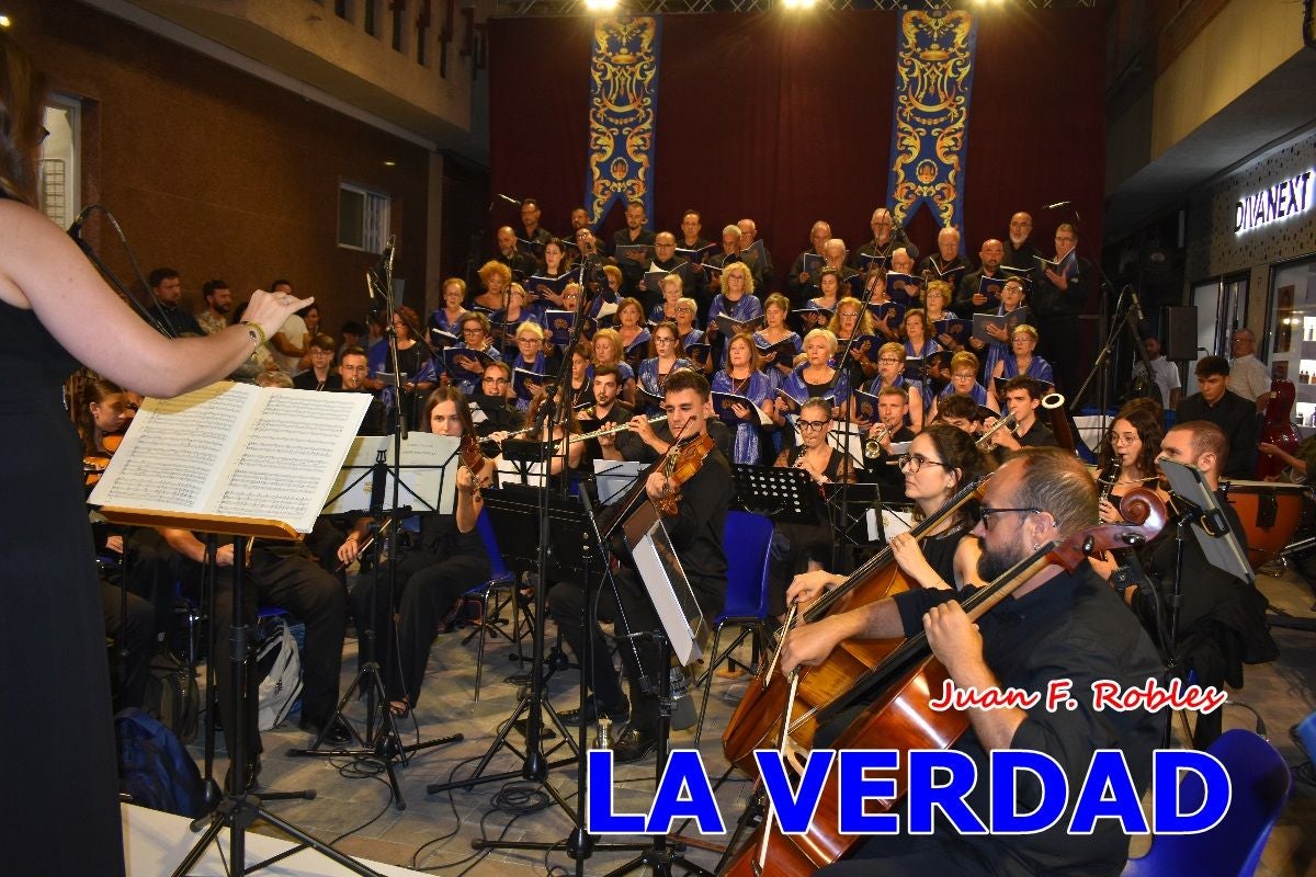 Imágenes de la Misa Solemne de la Apertura del Año Jubilar de la Virgen de las Maravillas en Cehegín