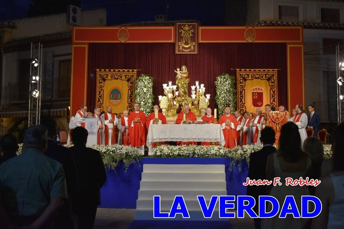Imágenes de la Misa Solemne de la Apertura del Año Jubilar de la Virgen de las Maravillas en Cehegín