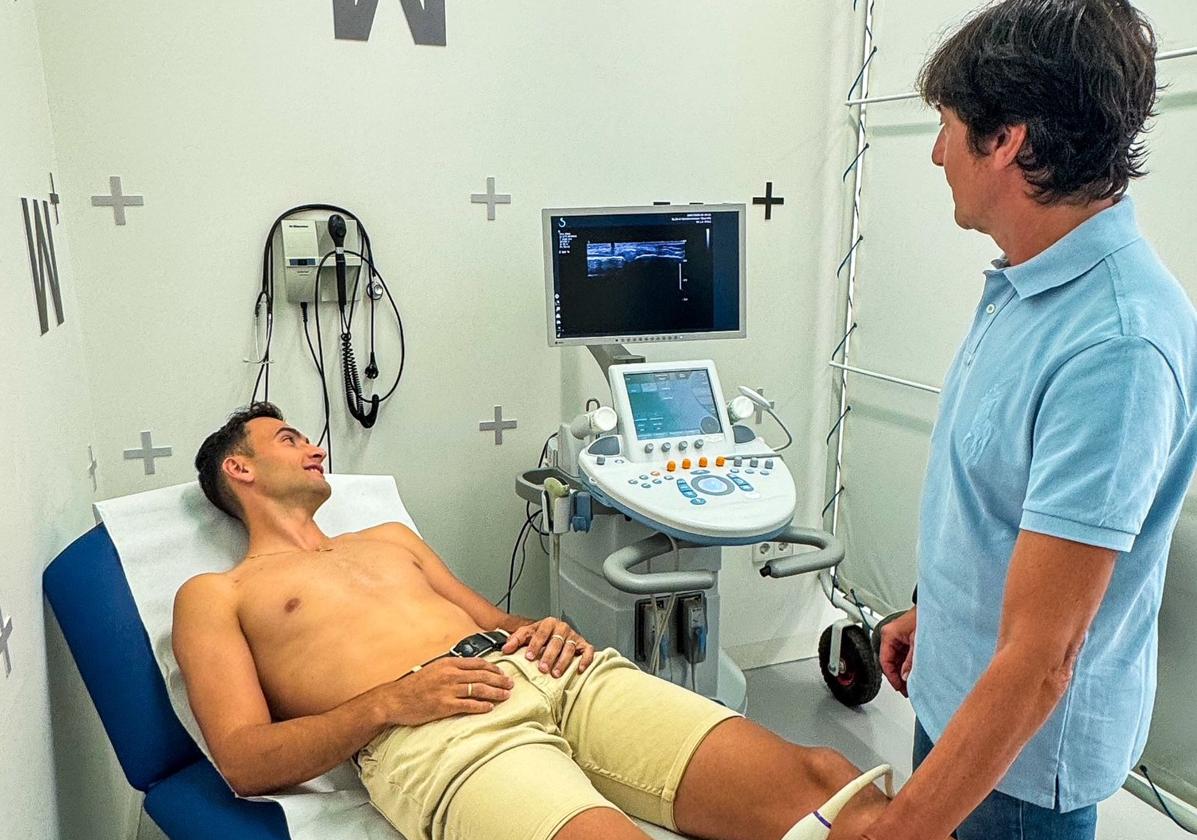 Juanma Bravo pasa el reconocimiento médico como nuevo jugador del UCAM.