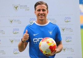 Dani Aquino, en su presentación con el UCAM.