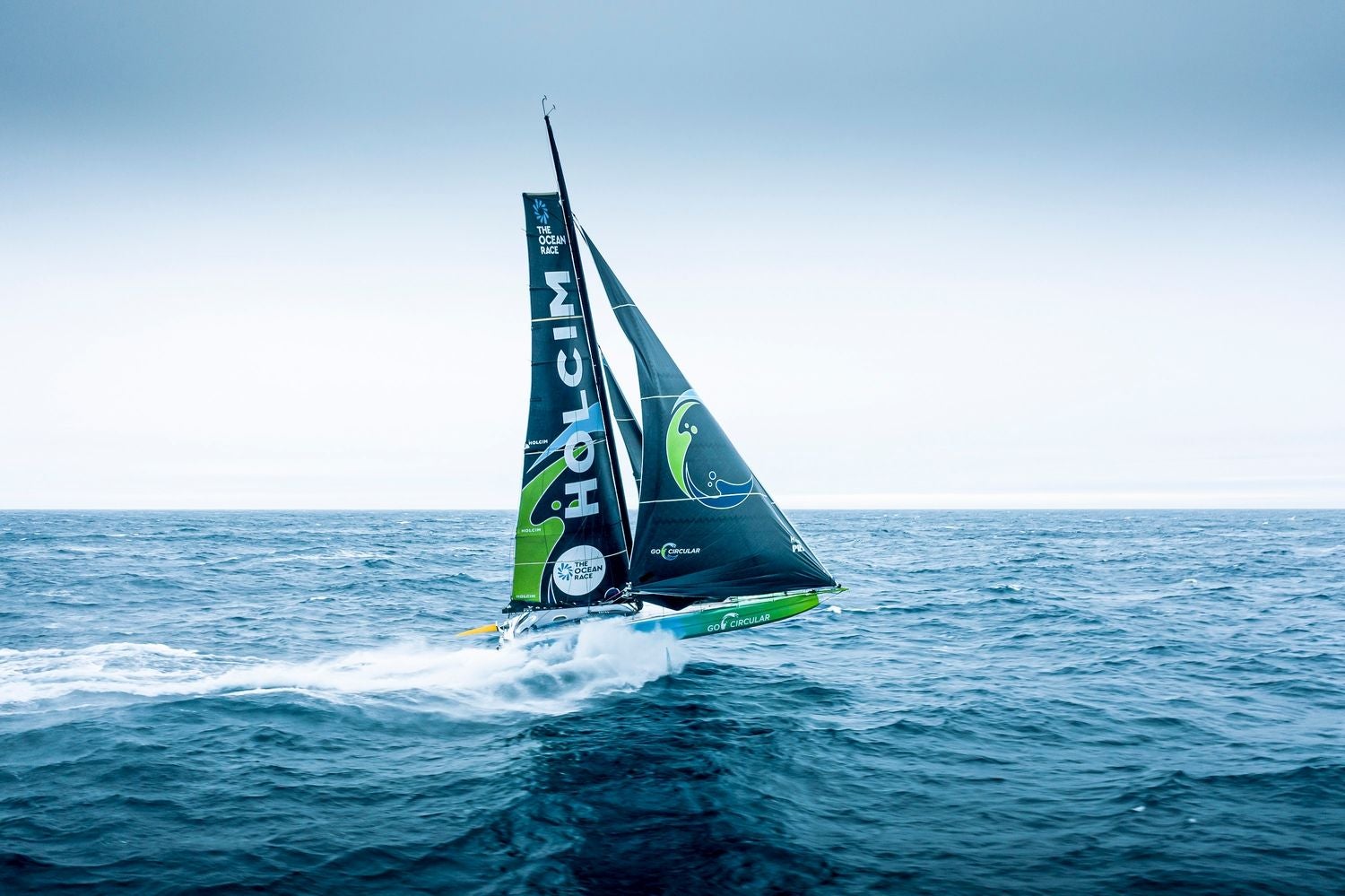 En imágenes, regatistas y embarcaciones participantes en la Ocean Race