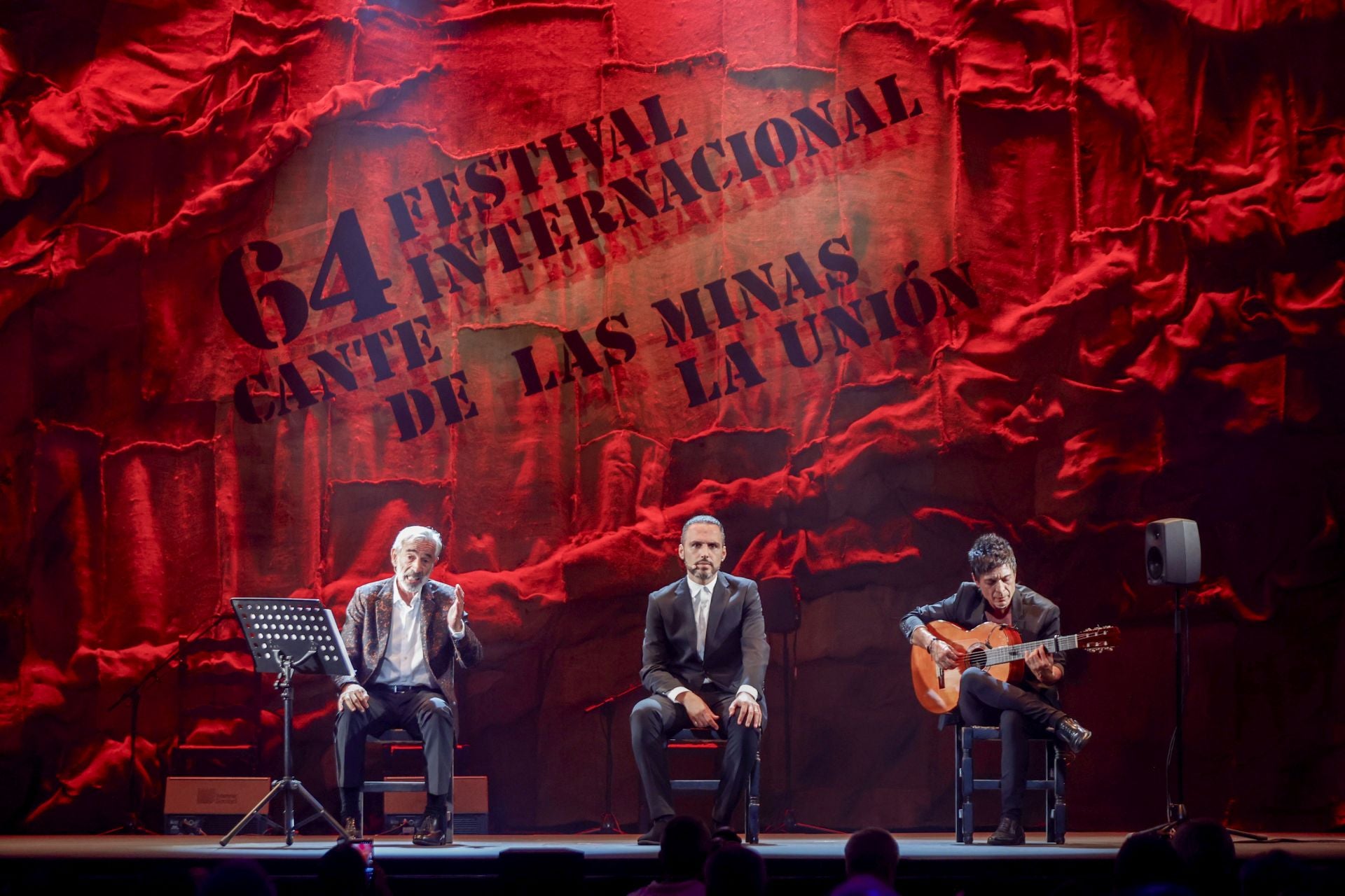 En imágenes, el pregón de Imanol Arias en el Cante de las Minas