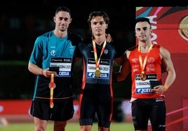 Sergio López Barranco (izq) ha cruzado la meta a solo cinco centésimas de Guillem Crespí, que ha ganado el oro.