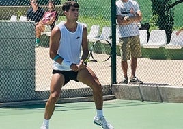 Carlos Alcaraz, este sábado, durante su último entrenamiento en el club de campo de El Palmar.