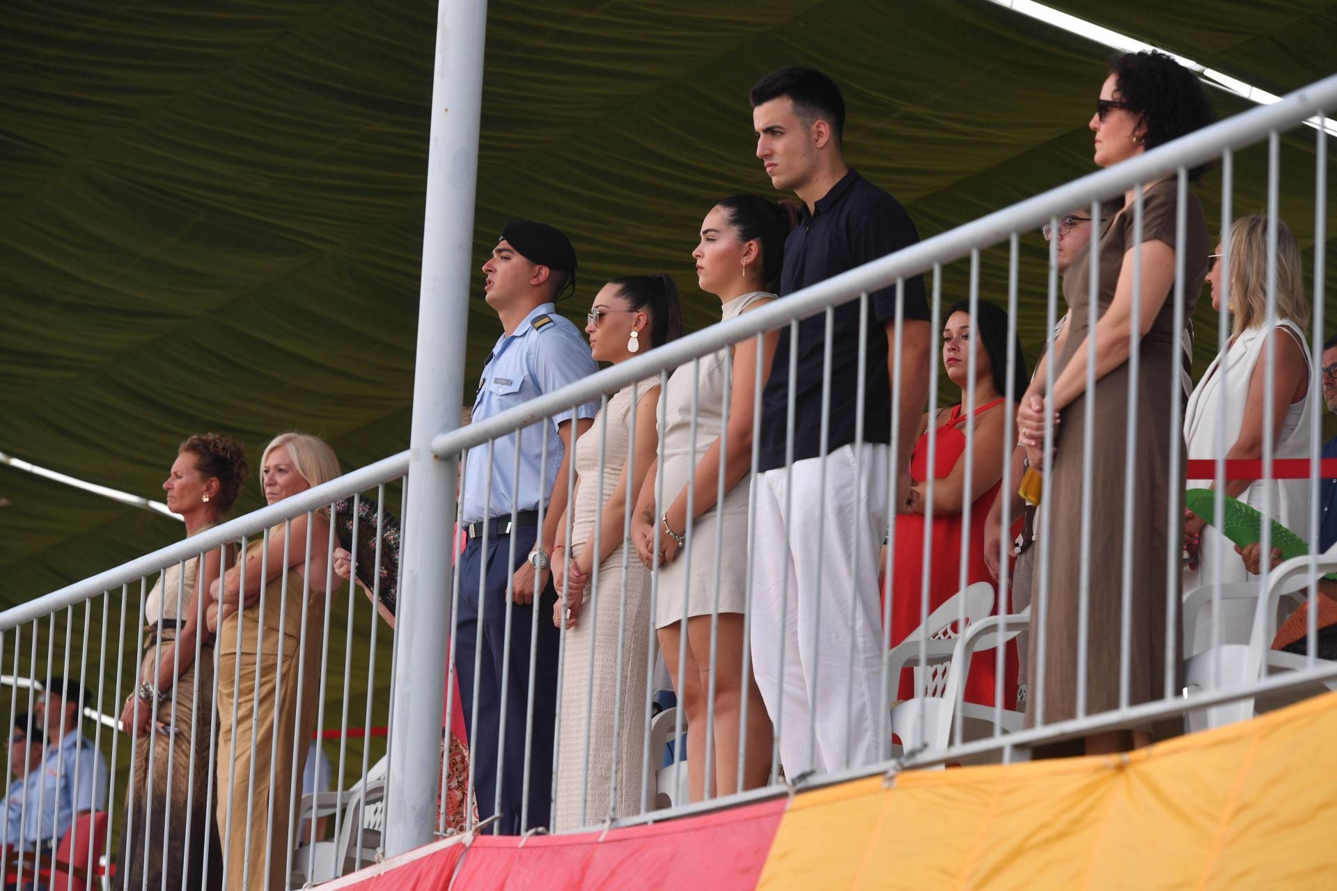 El cambio de mando en la Jefatura del Escuadrón de Zapadores Paracaidistas en la Base Aérea de Alcantarilla, en imágenes