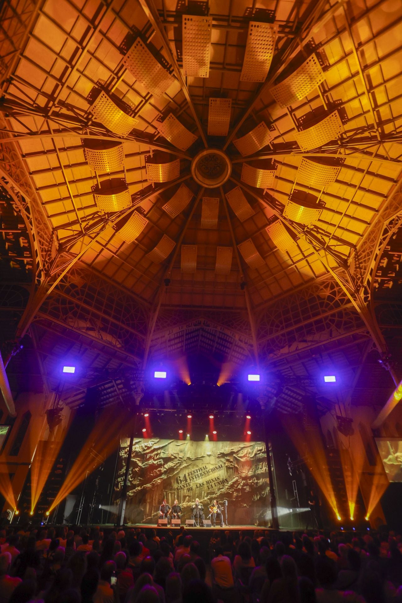 En imágenes, actuaciones de Mayte Martín y Ezequiel Benítez en el Cante de las Minas