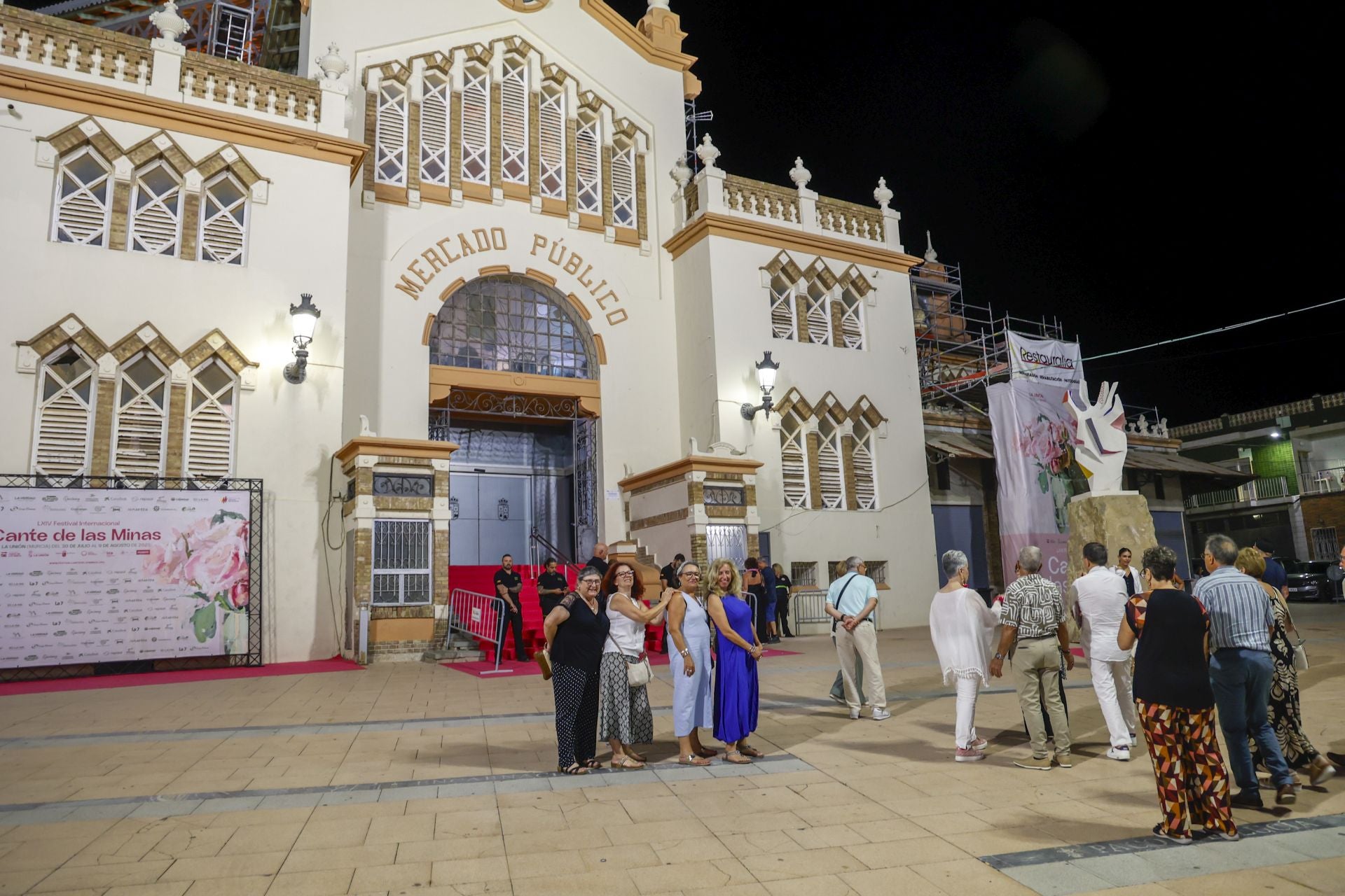 En imágenes, actuaciones de Mayte Martín y Ezequiel Benítez en el Cante de las Minas