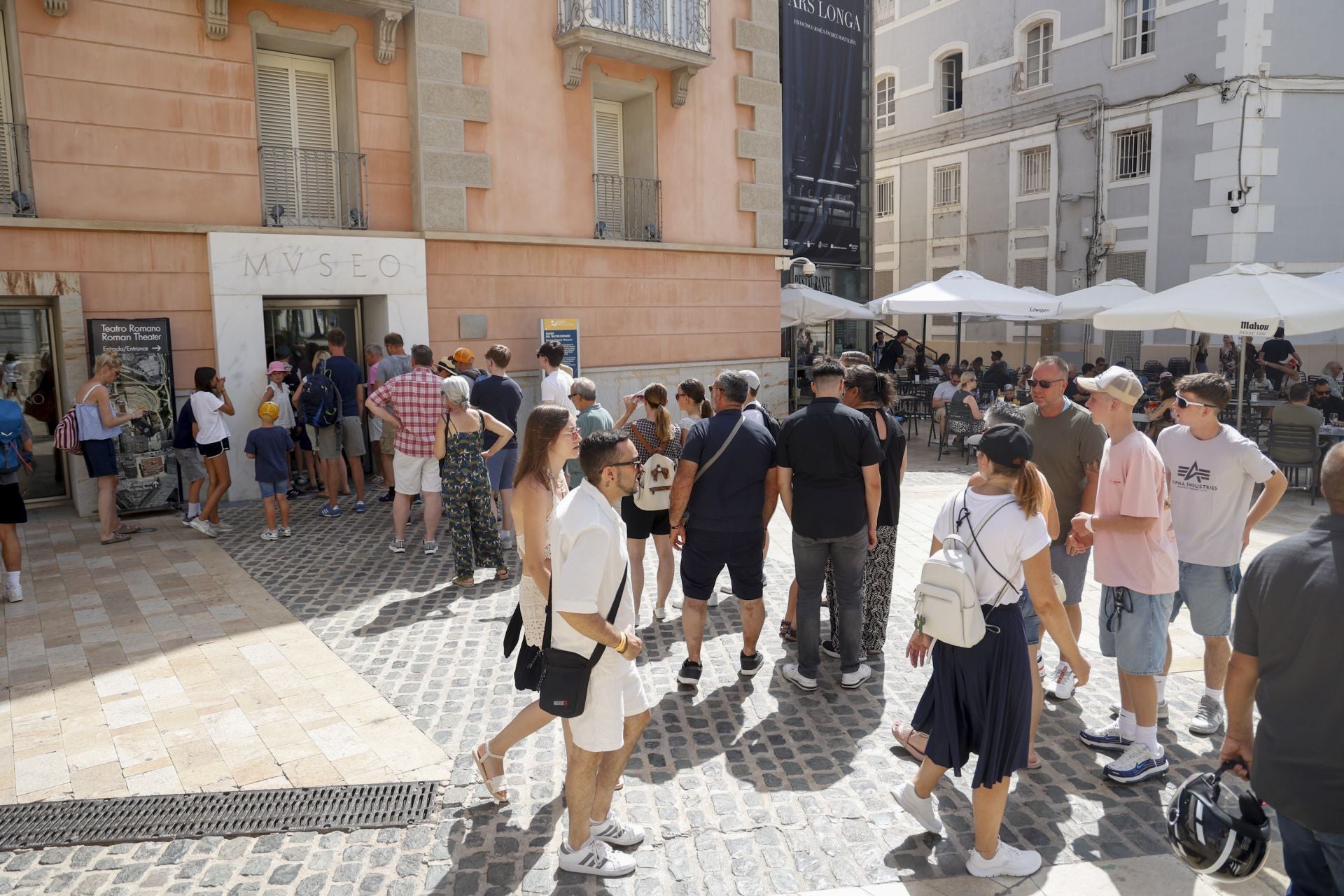 En imágenes, más de seis mil cruceristas desembarcan en Cartagena