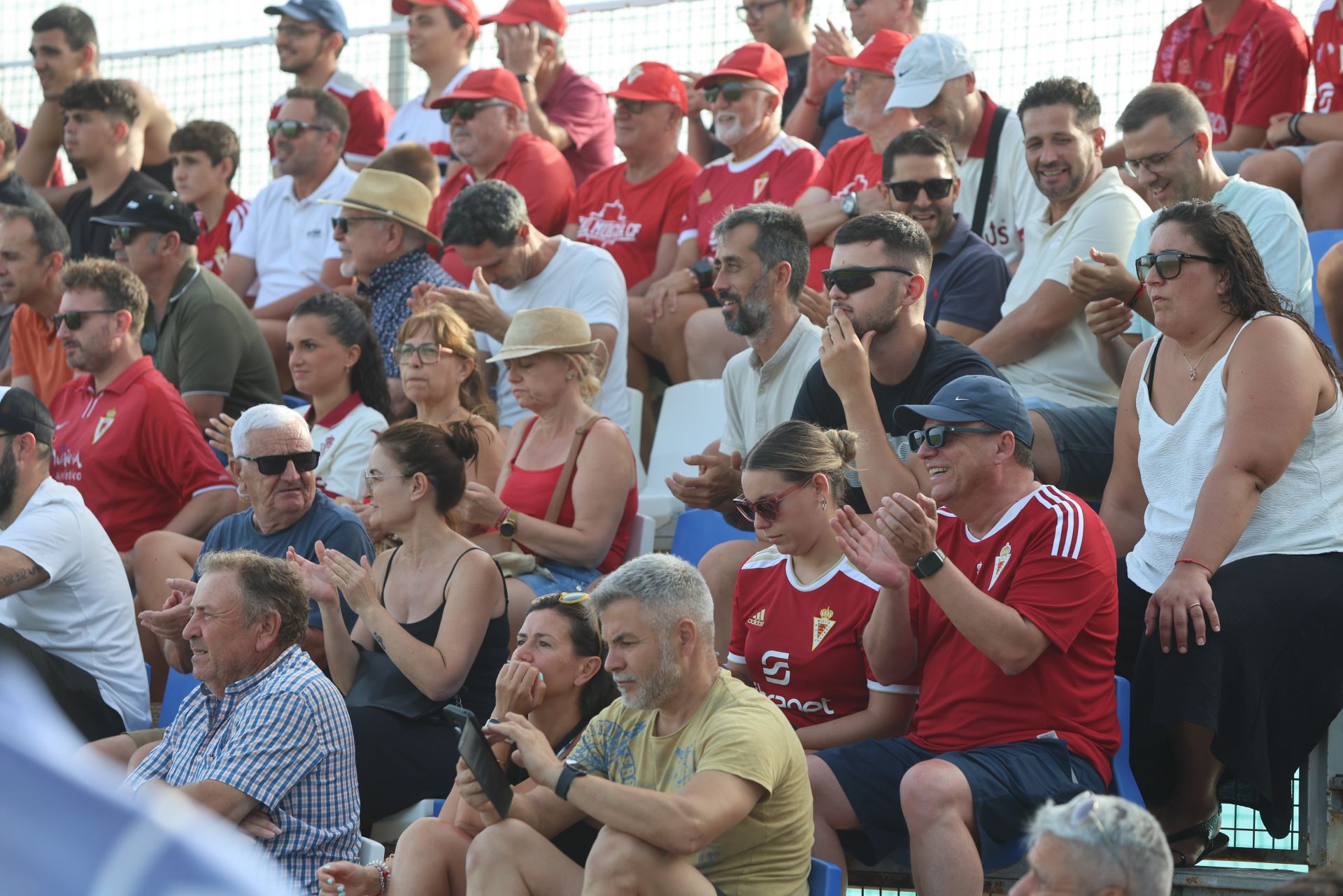 En imágenes, victoria del Real Murcia ante el Eldense en Pinatar Arena