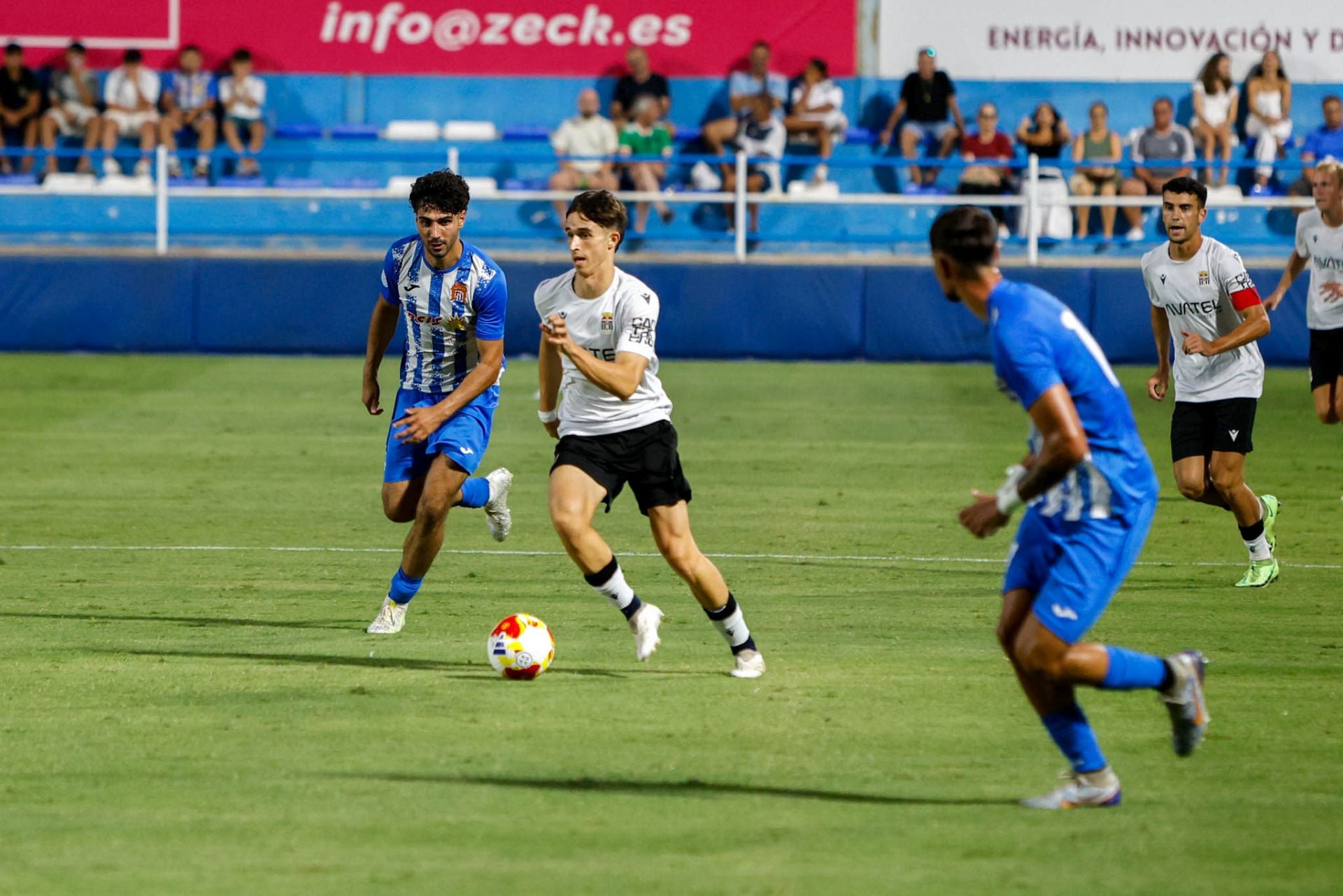 La victoria del Cartagena en Águilas, en imágenes