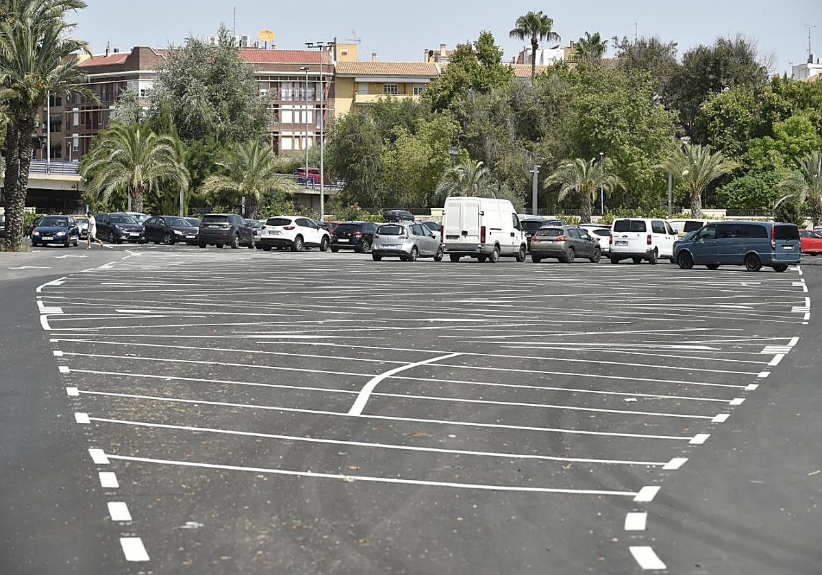 Estado del disuasorio del Malecón, ayer, tras ser reasfaltado en parte para facilitar su uso y la instalación del campamento.