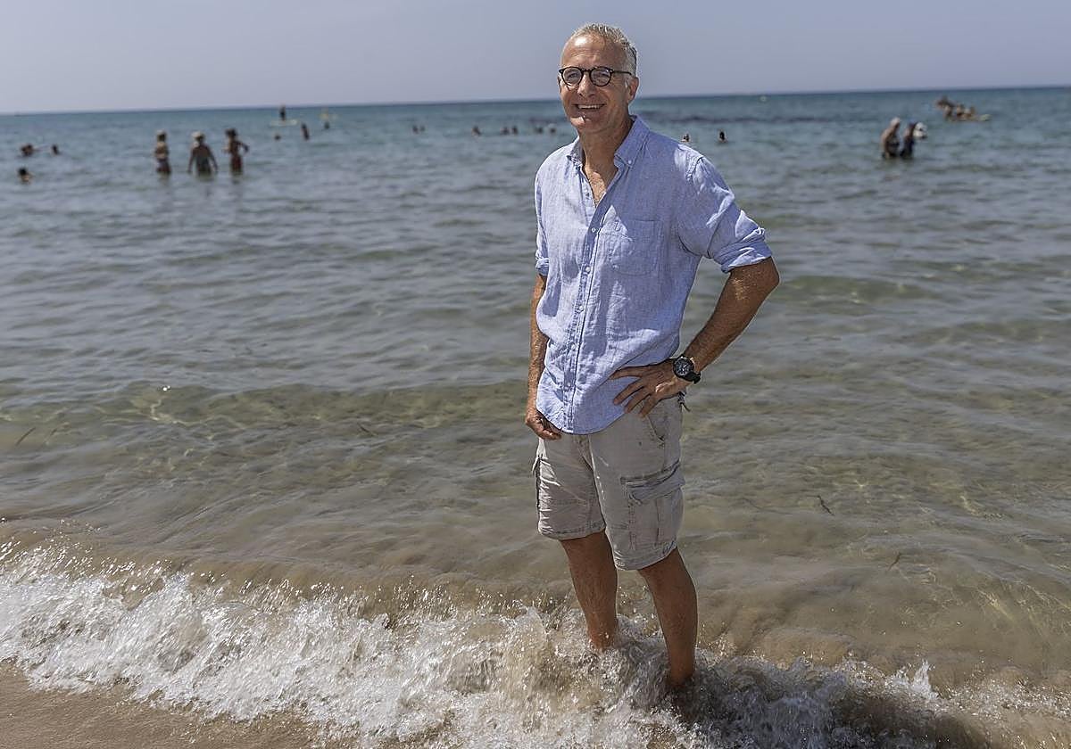 Diego Rodríguez Arcas, esta semana en la playa de La Azohía, en su Cartagena natal.