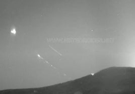 Explosión del meteoro que atravesó el este de la Península Ibérica este viernes.