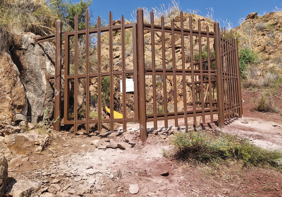 La Comunidad refuerza la protección de la Sima de Peñas Blancas con nuevas medidas de conservación y un estudio sobre los murciélagos