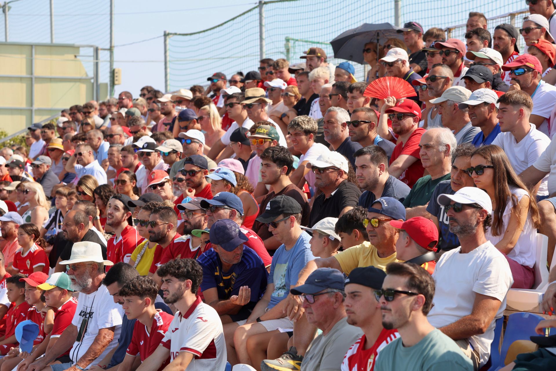 En imágenes, el partido de pretemporada entre el Real Murcia y el Melilla