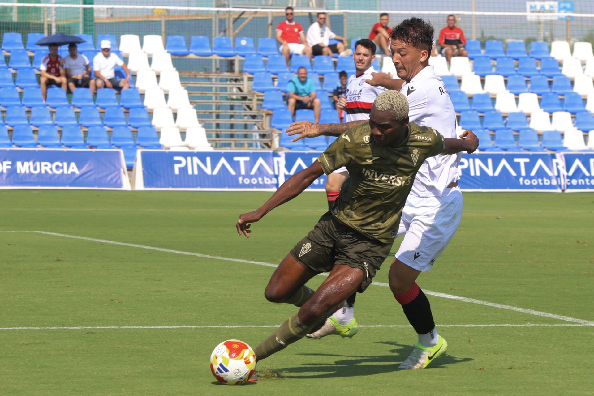 En imágenes, el partido de pretemporada entre el Real Murcia y el Melilla