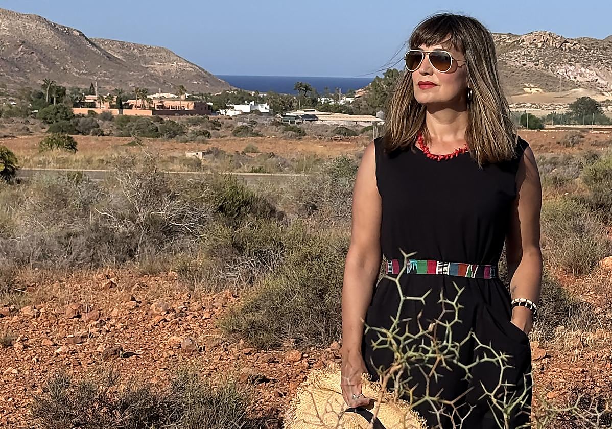 Miriam Martínez Abellán reparte su verano entre el Valle de Rodalquilar, Almería, y la Región de Murcia.