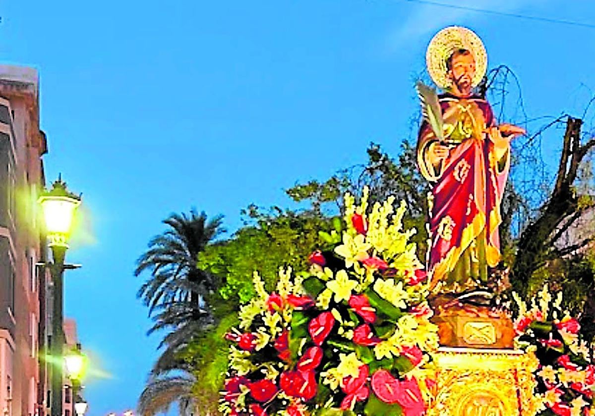 Procesión con San Bartolomé.