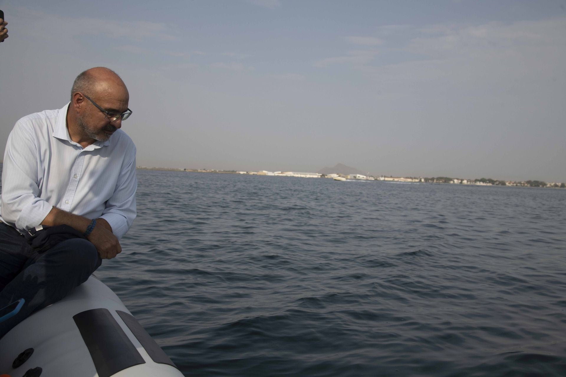 La red de sensores de medición del estado del Mar Menor, en imágenes