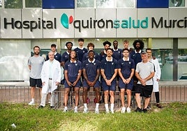 El Hospital Quirónsalud Murcia revisa la salud de la plantilla del UCAM Murcia CB antes del inicio liguero