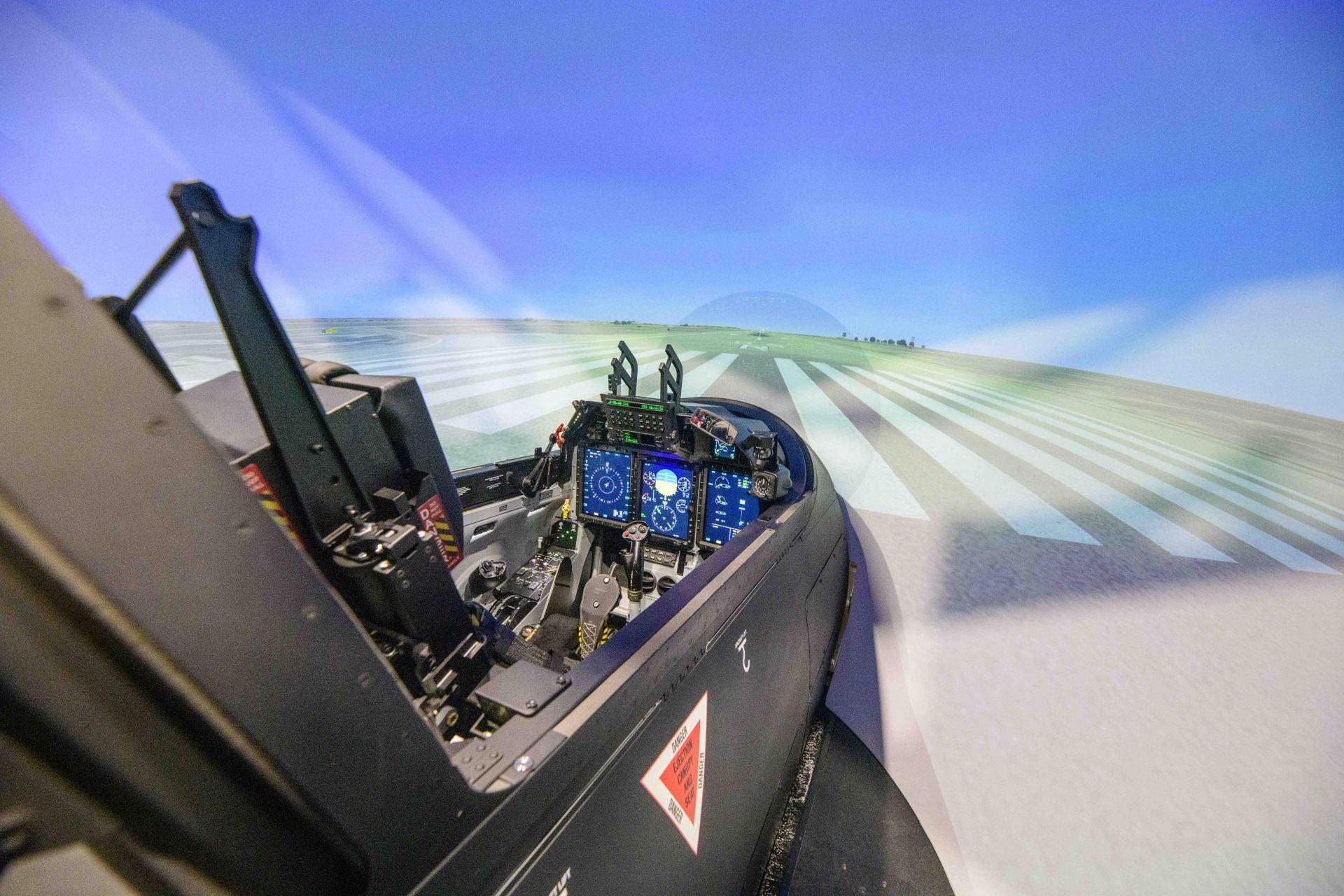 En imágenes, la puesta a punto en la Academia General del Aire antes de la llegada de la Princesa Leonor